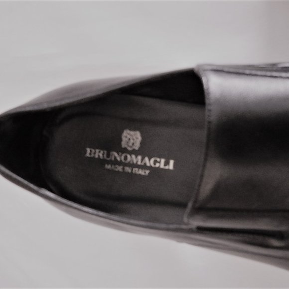Bruno Magli Black Italian Leather Loafers in 10 1/2M